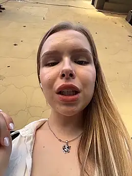 Liza_risky