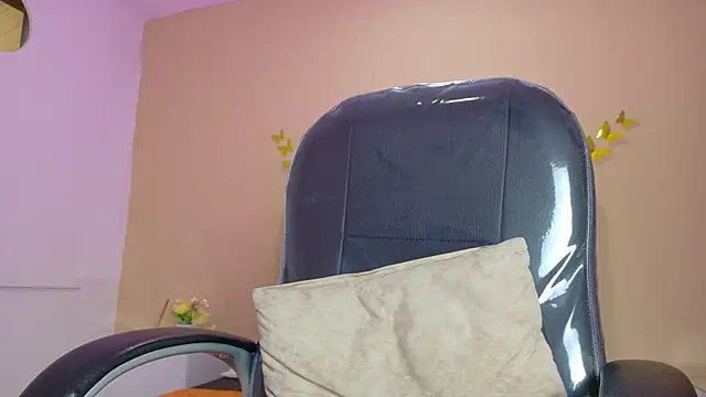 Nascary_Fox webcam