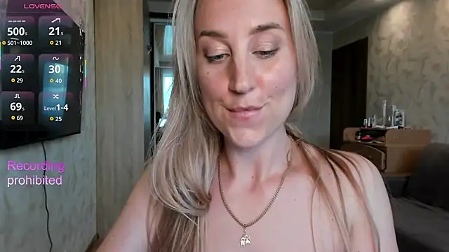 lady_Nati webcam