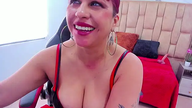 Anabella_Thompson