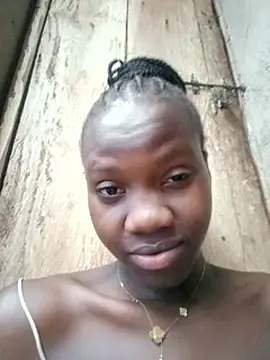 Black_juicy24 webcam
