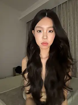 jolie_33 webcam