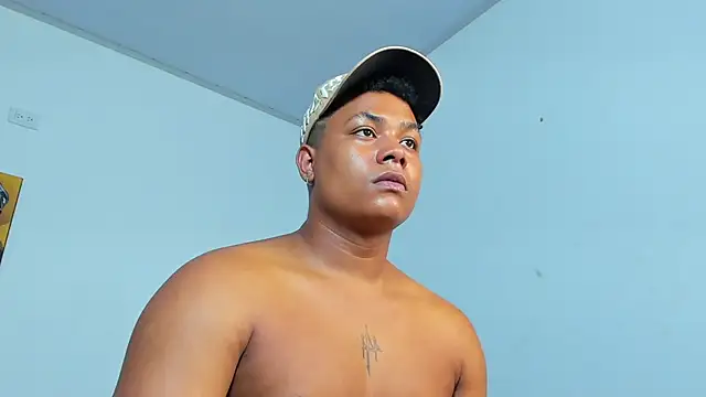 just2latins webcam