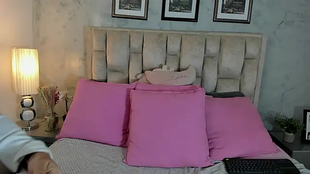 Megan_fenix webcam