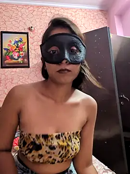 missheenu live cam on StripChat