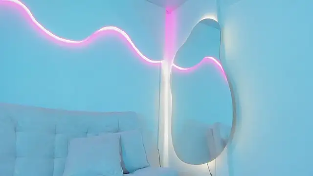 ArohomLester_ webcam