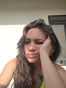 SiennaLuxexx webcam