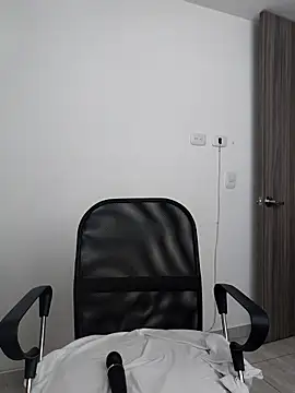Nahiajhonson_