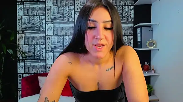 Isa_And_Natasha webcam
