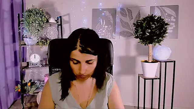 MartaEdams webcam
