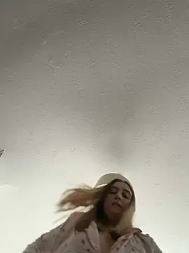 Taylormillie471 webcam