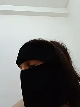 LunaVelveeet webcam