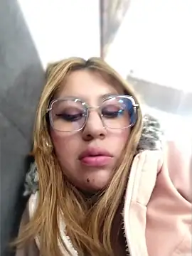 Lola_scott webcam