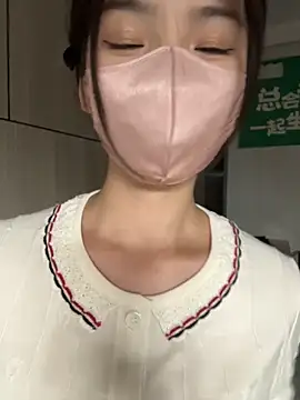 gougou13 live sex cam
