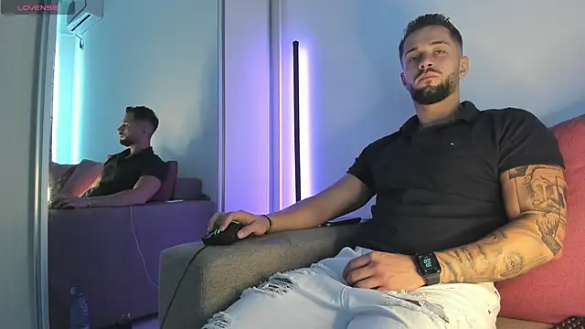 nicholasX1 webcam