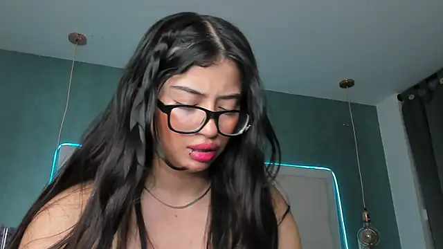 mia_gomez7 webcam