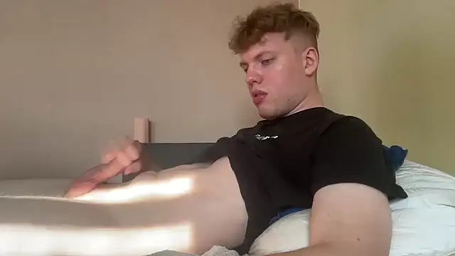 sexybooii6968 webcam