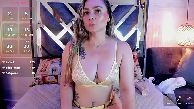 annie_vega17_ live cam on StripChat