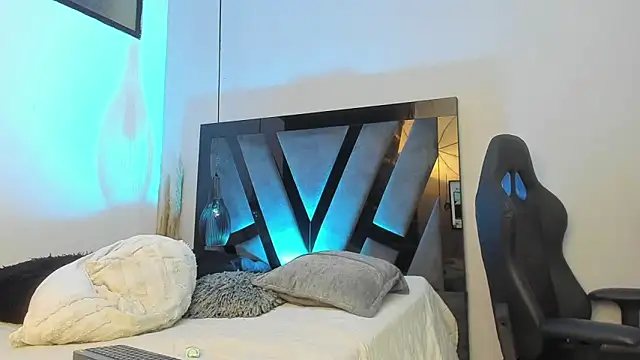 antonella_zapata webcam