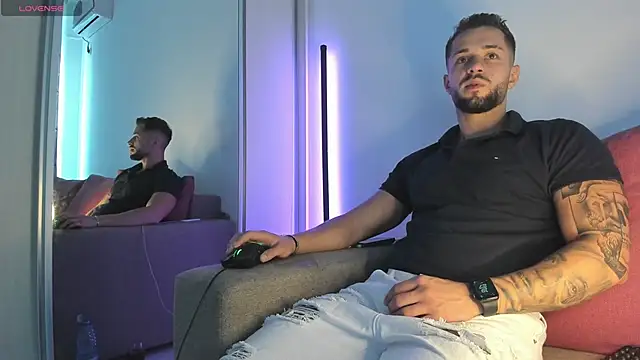 nicholasX1 webcam