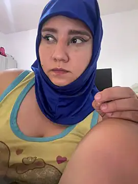 hannahayat live cam on StripChat