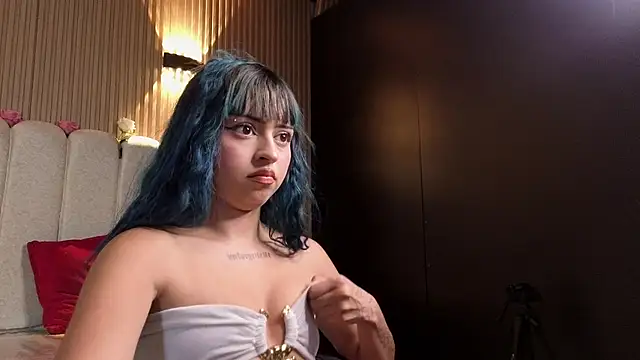 _ceeleste_cute_ live cam on StripChat