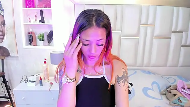 ZoeTaylorl live cam on StripChat