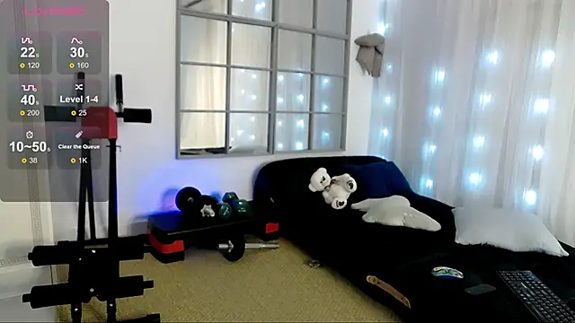 SarahRaynex live cam on StripChat