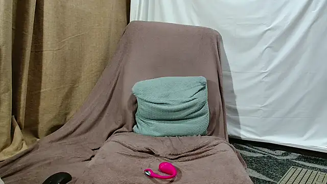 Luckyalice_4u webcam
