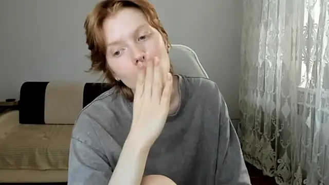 StellaDavis webcam