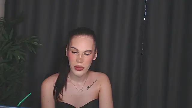 Модель: Cassie_Bae