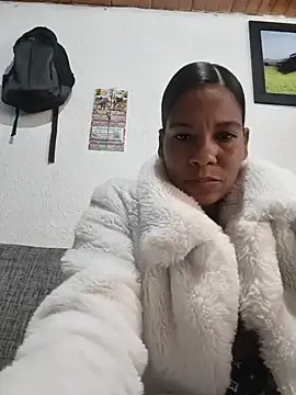 _Caroline34 webcam