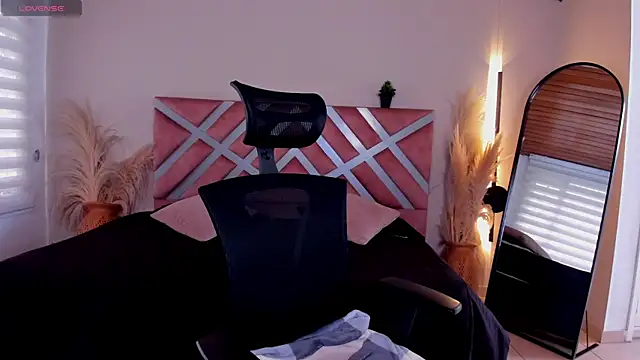 ella__olmos webcam