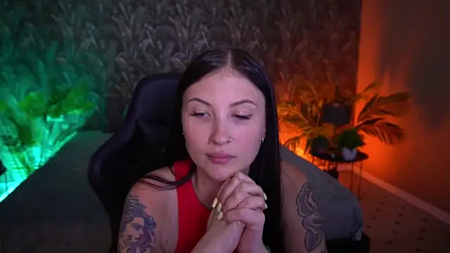 LunaaMay webcam