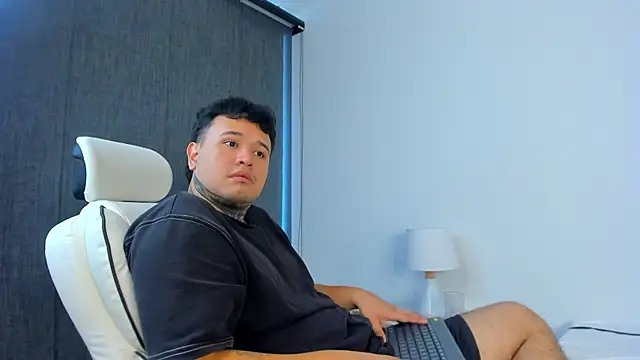 burning_diamond__ webcam