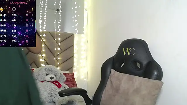 lakshmiraniii webcam