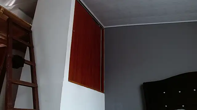Emilia_1995 webcam