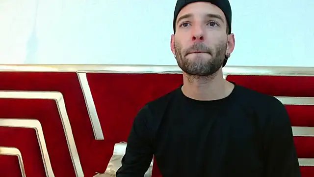 Christopher_saint webcam