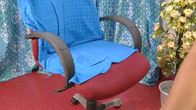Mallu_Manisha webcam