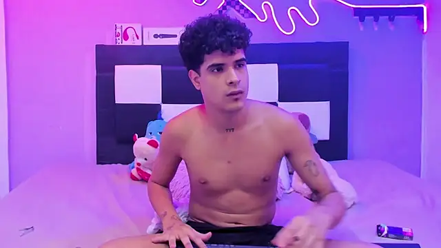 Lucky_boys__X webcam