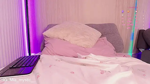 Mia_mystic_ webcam