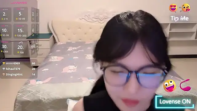 yangyang-234 webcam