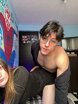 Valery_Salmons webcam