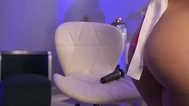 NaomiSainz webcam