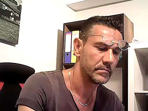 mastercharisma35 webcam