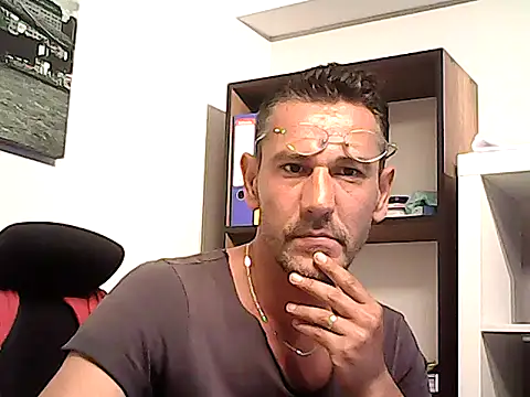 mastercharisma35 webcam