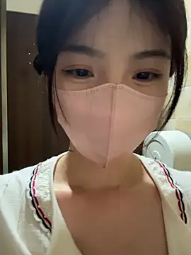 gougou13 live sex cam