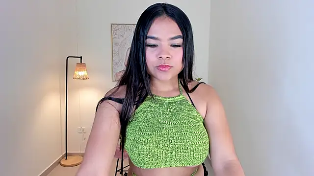 Mindy_Claker webcam