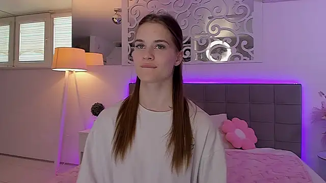 LuisaClover webcam