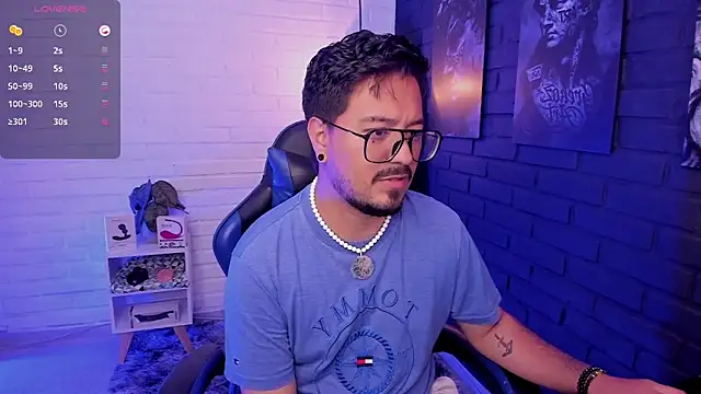 DaviidEvans_ live cam on StripChat